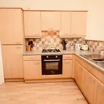 Durnford St- Amazing Location - Free Wifi