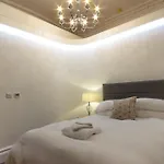 The Windsor Suite