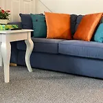 Beautiful Apartment One Double Bedroom With Additional Single Bed And One Single Bedroom With A Sofa Bed In Lounge