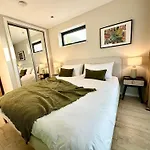 The Snug At Pierson House