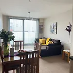 Lovely 1 Bedroom Apartment