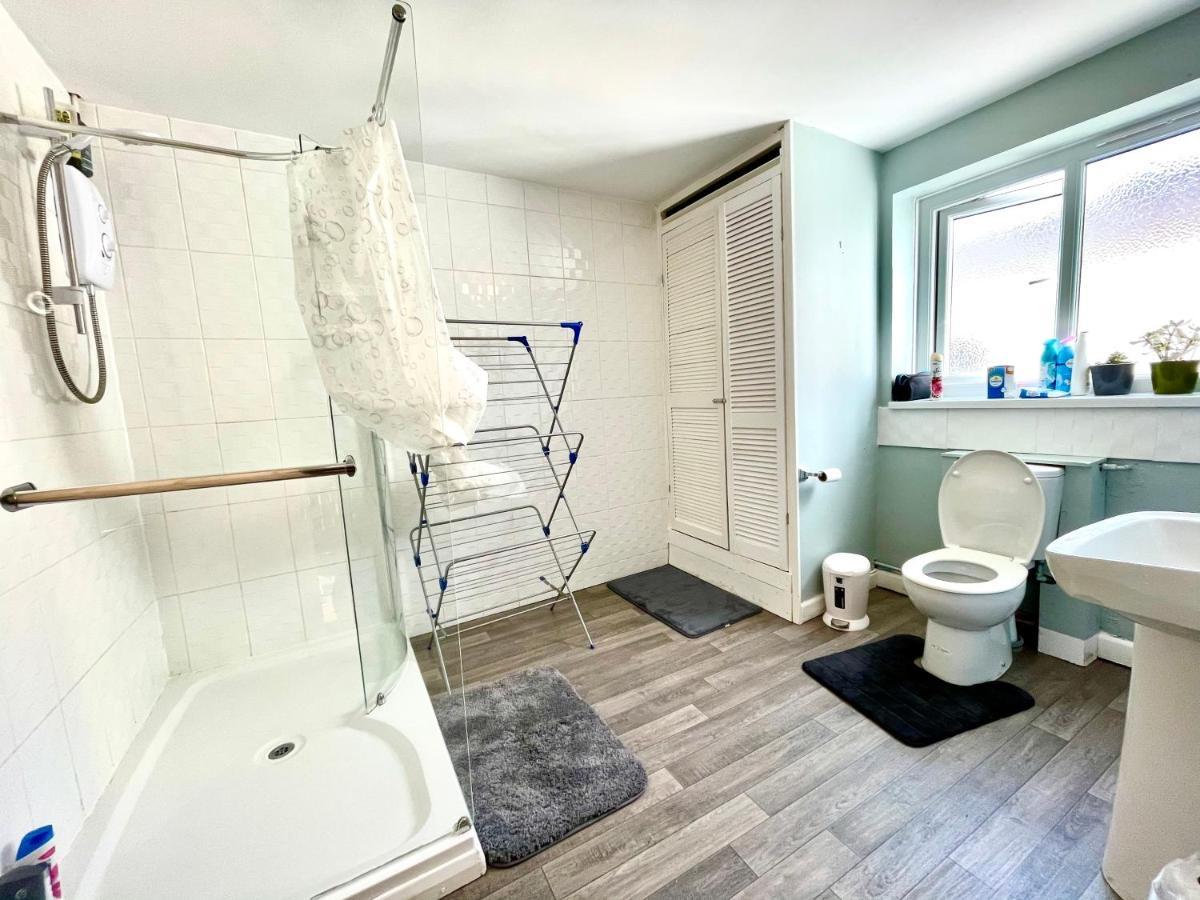 3 Bedroomed House For Up To 7 People, Close To The Hoe, Barbican & City Centre Holiday home