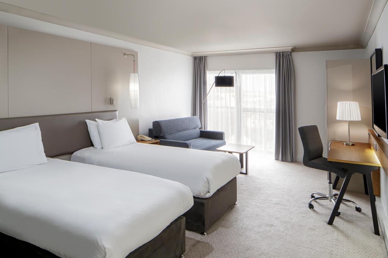 Crowne Plaza By Ihg Hotel 4*
