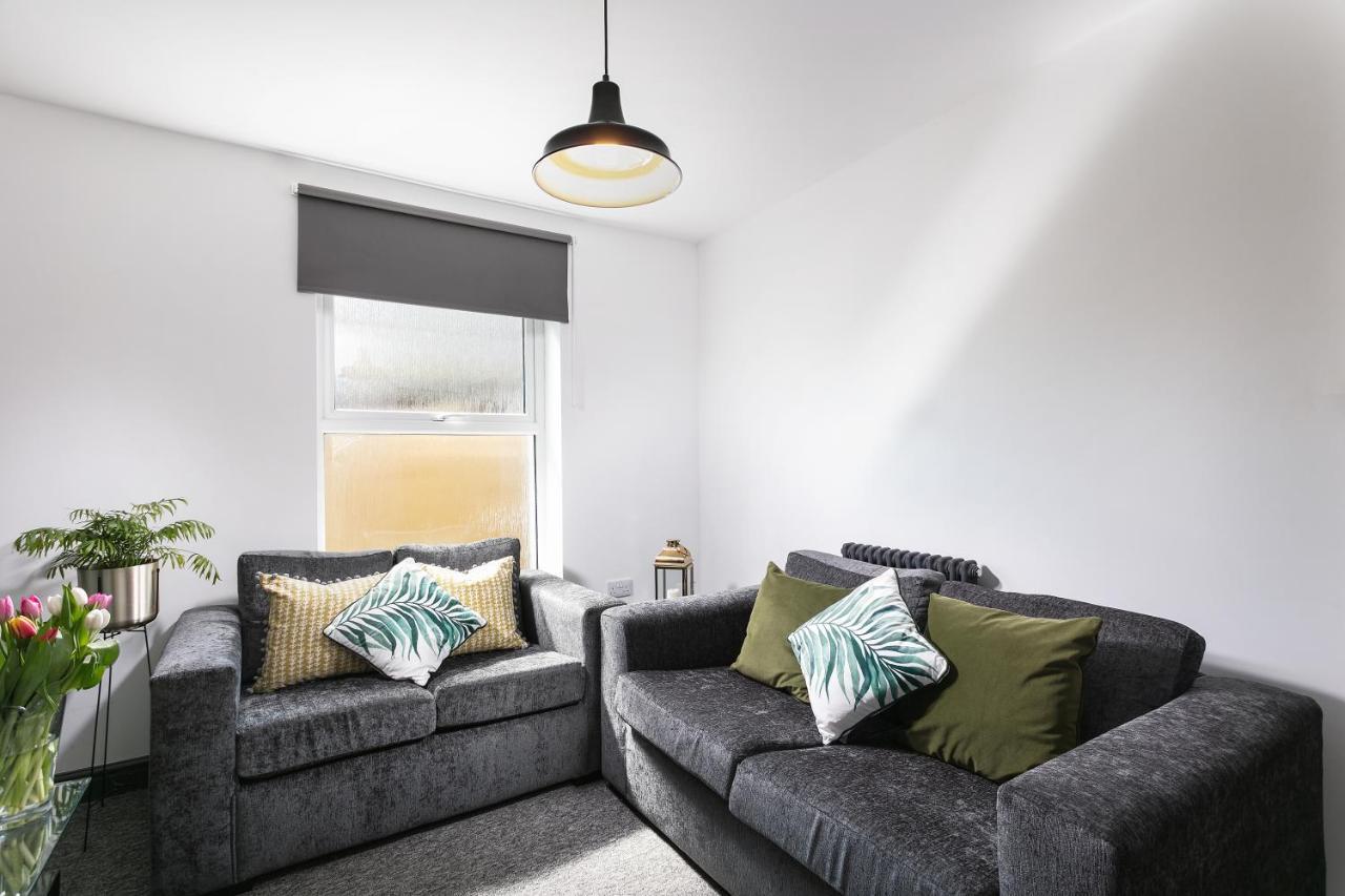 Holiday home Family House: Spacious 8-sleeper With 3 Baths *