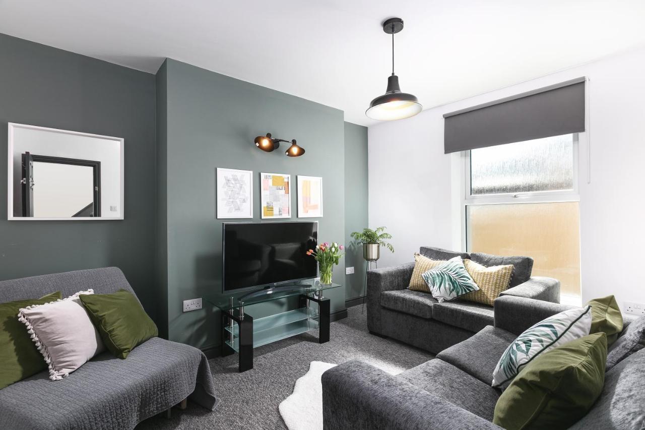 Family House: Spacious 8-sleeper With 3 Baths Plymouth