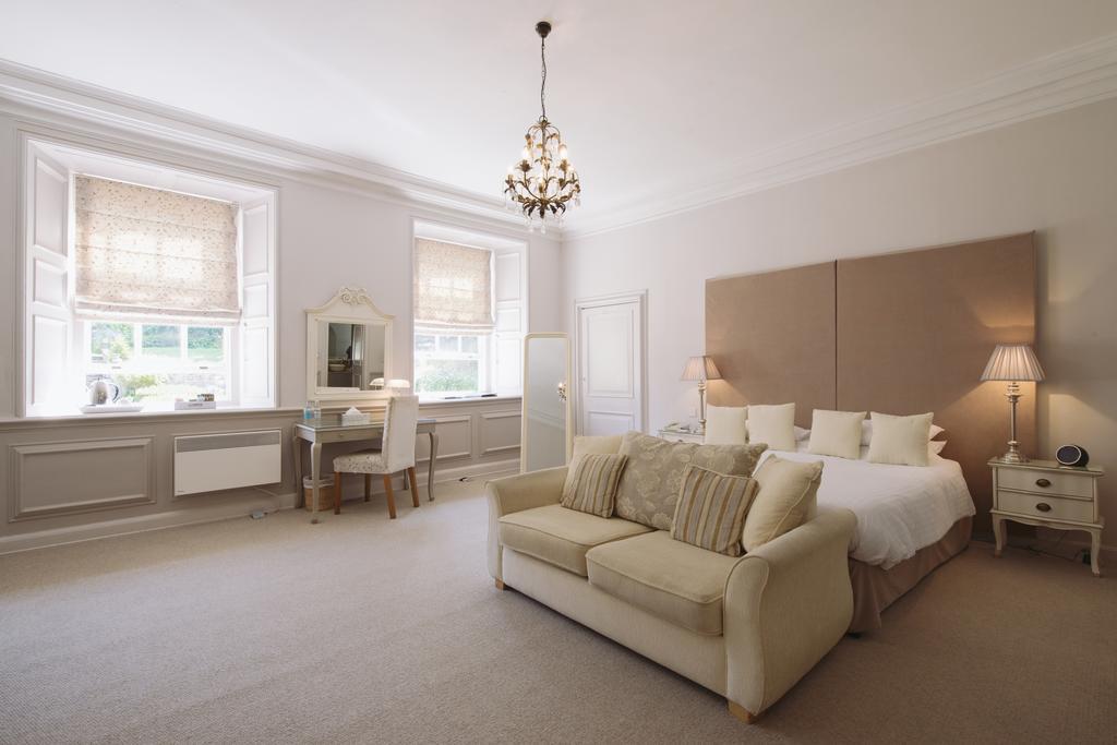 Langdon Court And Restaurant Country house *