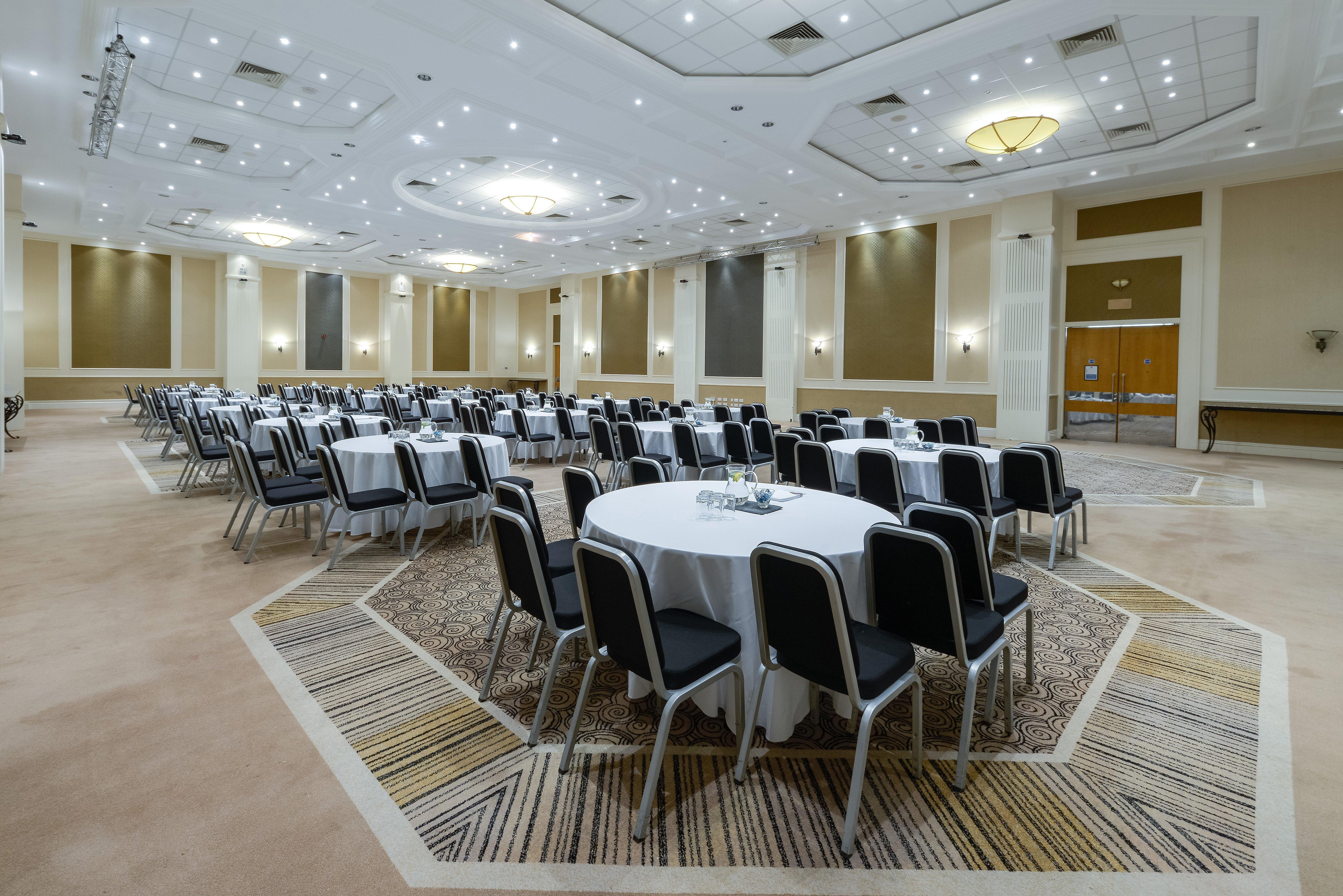 Hotel Crowne Plaza By Ihg 4*