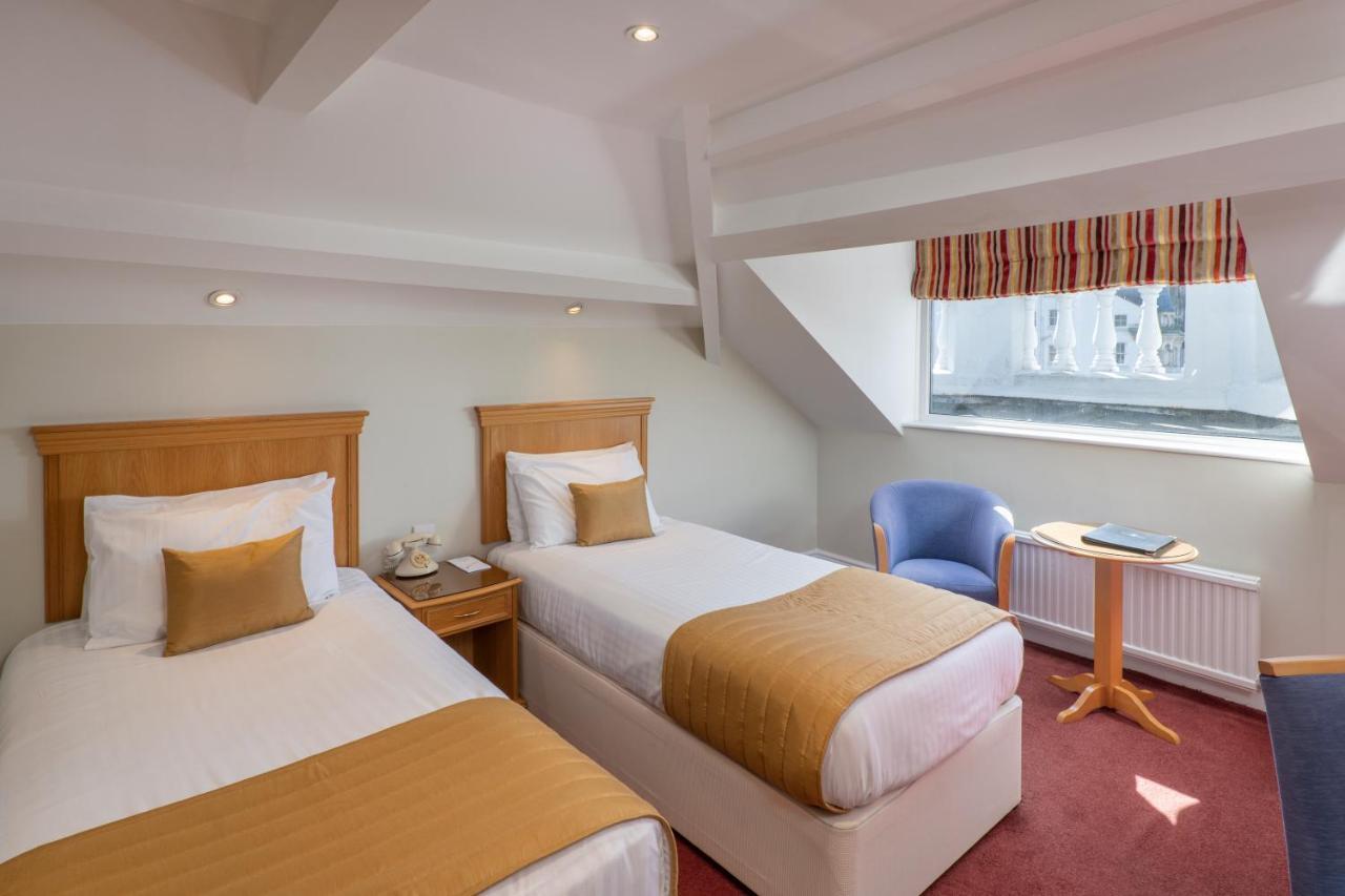Hotel New Continental Hotel; Sure Collection By Western
