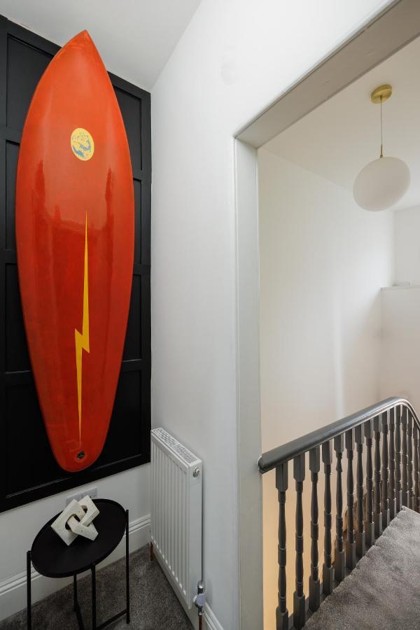 The Getaway! 3 Bed House - - Sleeps 7 - Free Parking - Habita