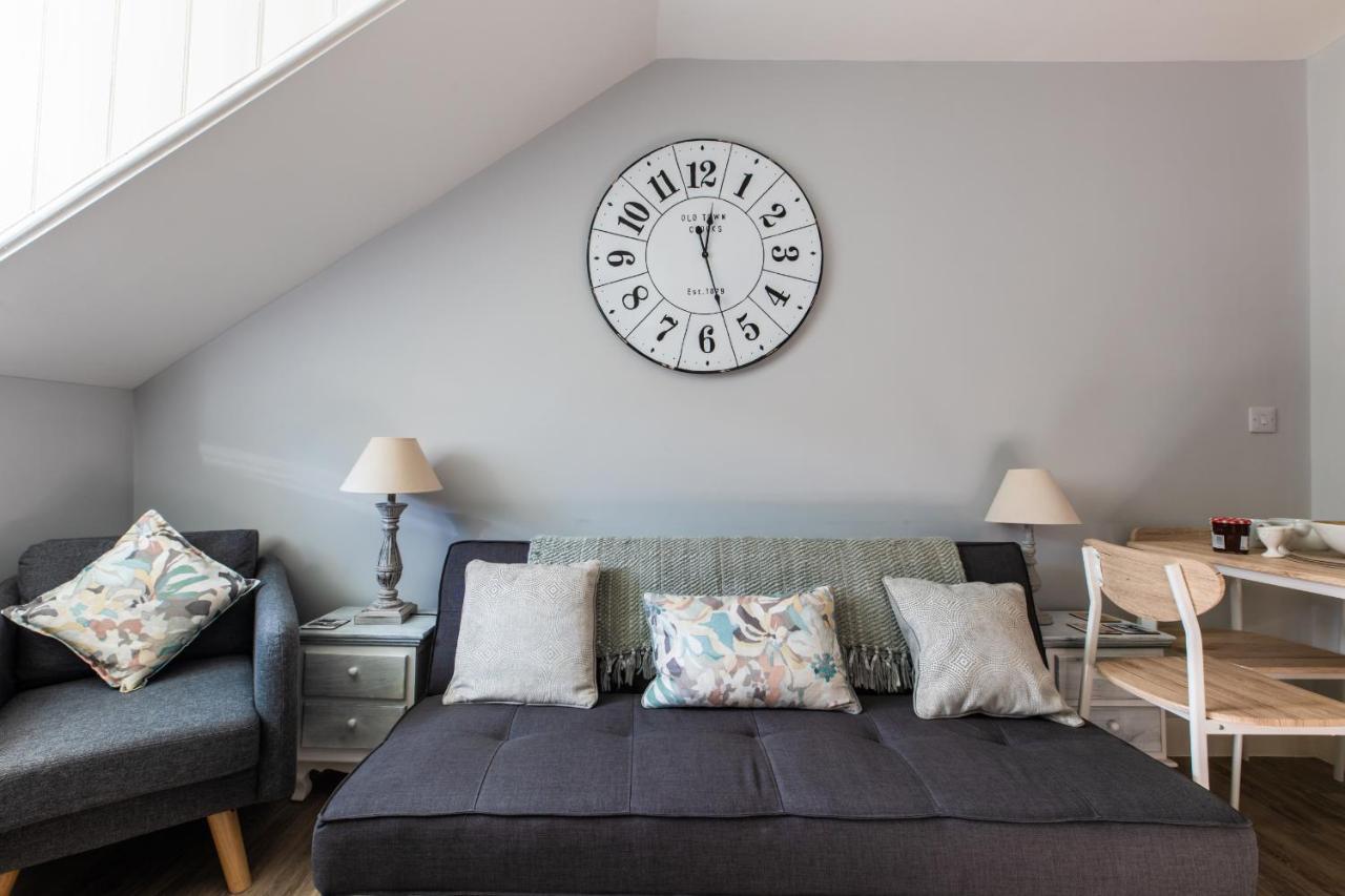 2 Sussex Place Apartment Plymouth