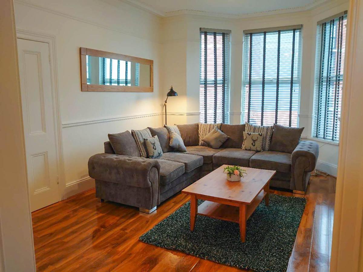 Modern Luxury 3 Bed House Holiday home Plymouth