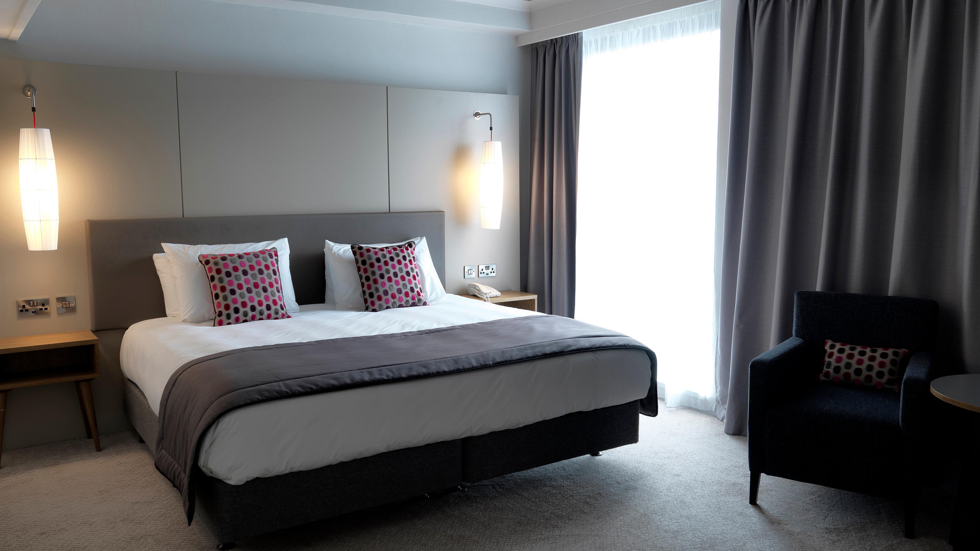 Crowne Plaza By Ihg Hotel 4*
