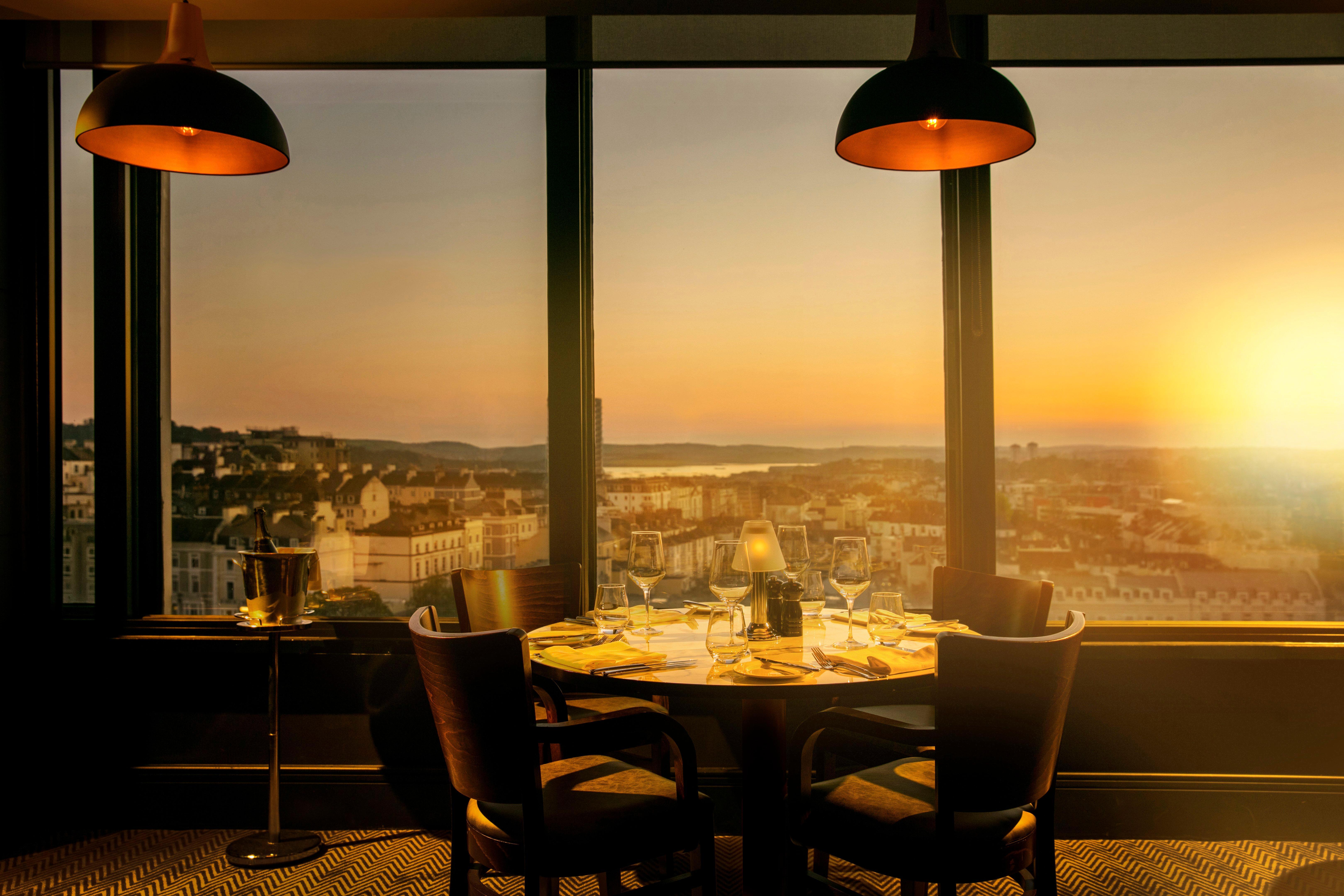 Hotel Crowne Plaza By Ihg 4*
