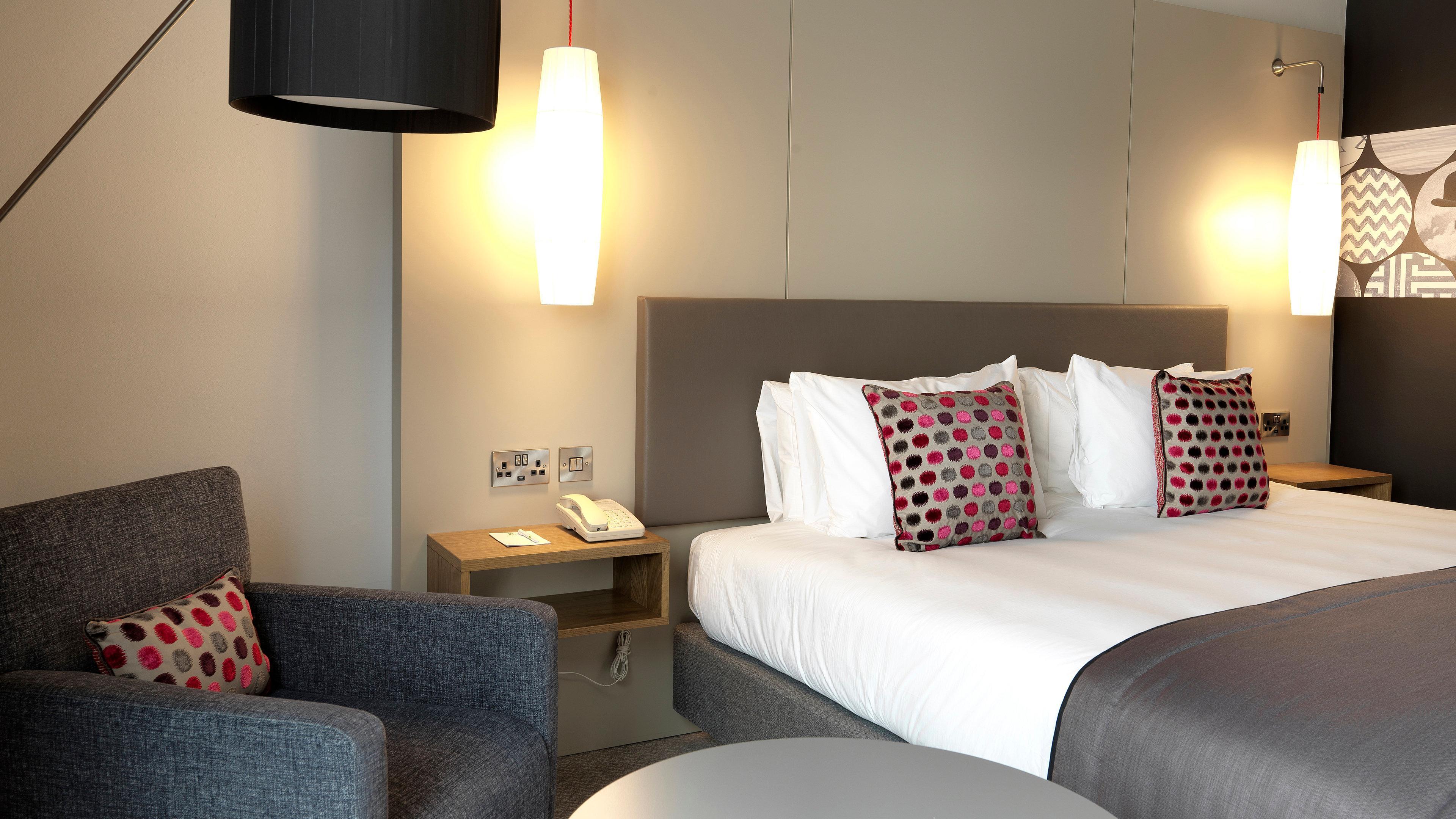 Crowne Plaza By Ihg Hotel 4*