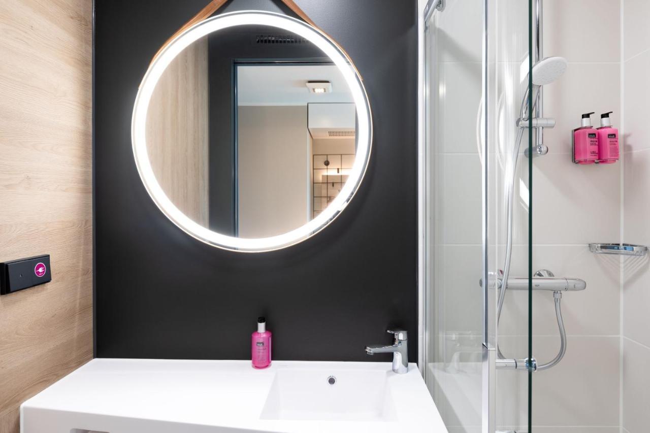 Moxy Hotel 3*