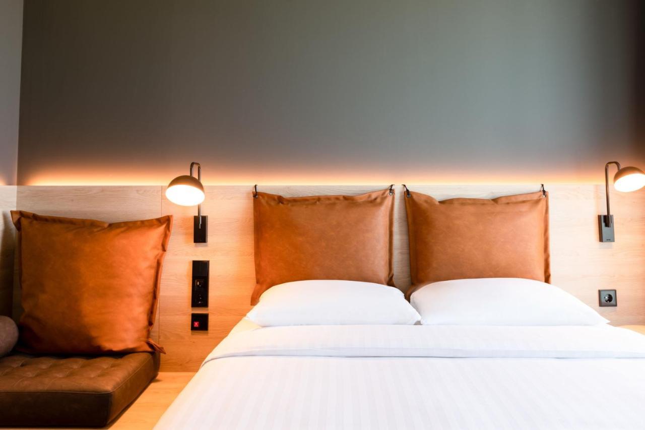 Hotel Moxy 3*