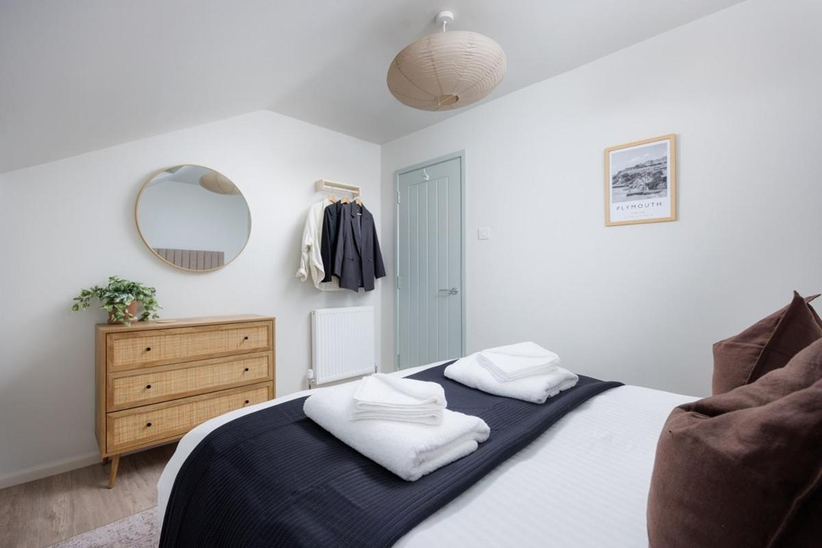 2 Bed - Penthouse The Gatehouse By Pureserviced Apartment *