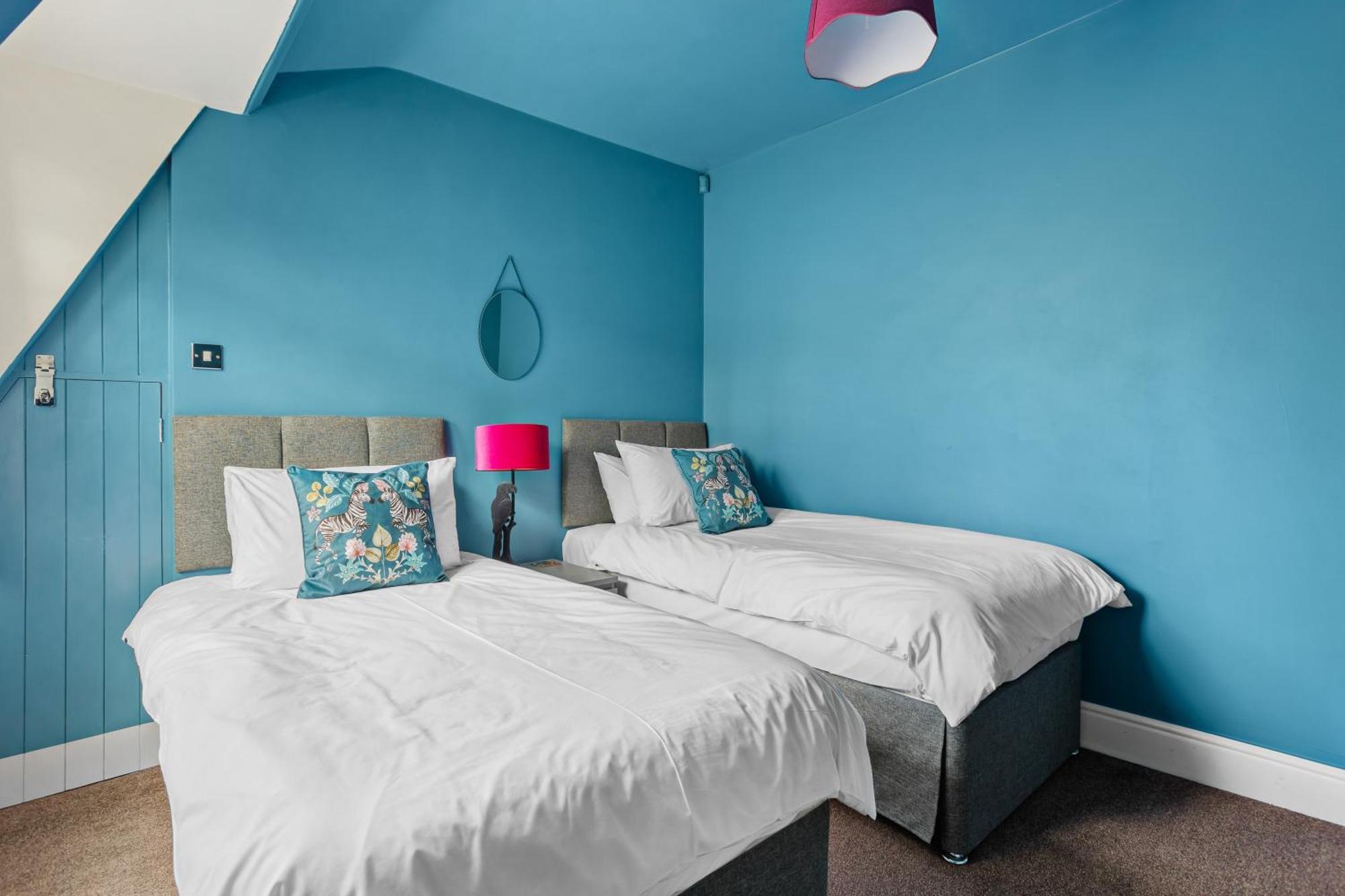 Apartment Harbour Heights - Centrally Located - Parking - Ocean Retreats