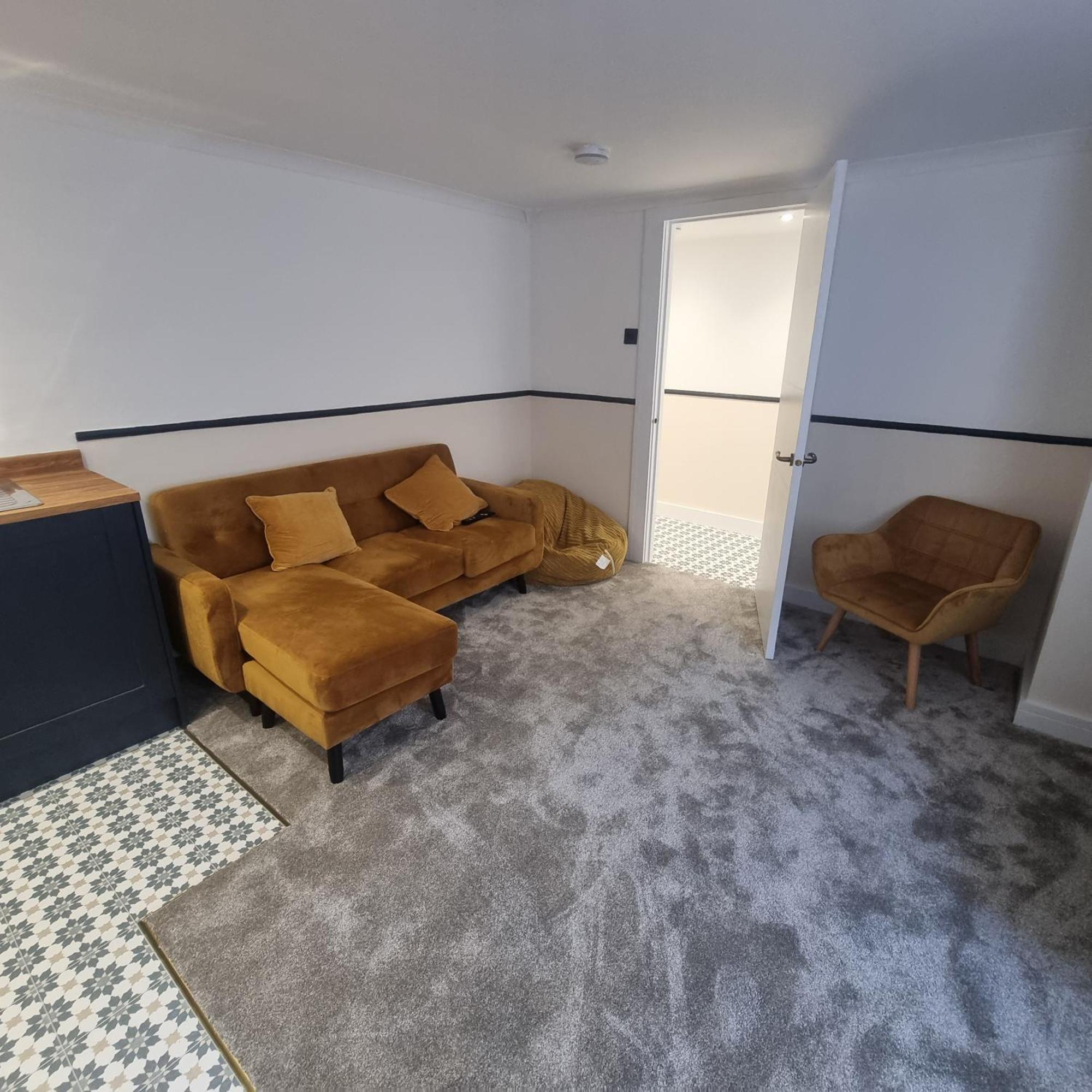 Apartment Quite Flat *