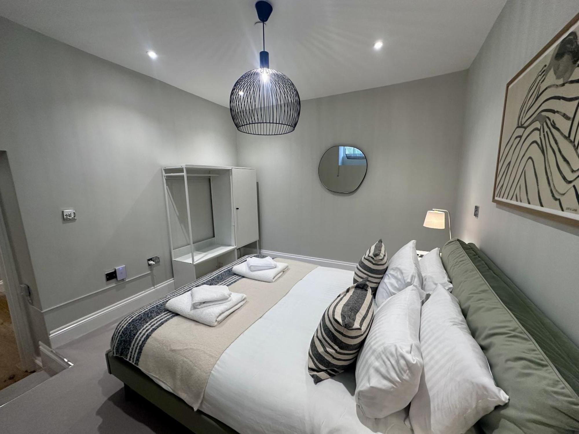 Aparthotel 1 Bed Martello By Pureserviced *