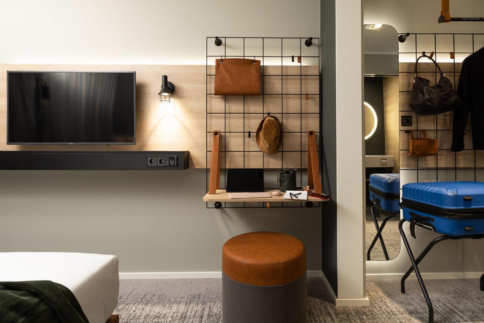 Moxy Hotel Plymouth