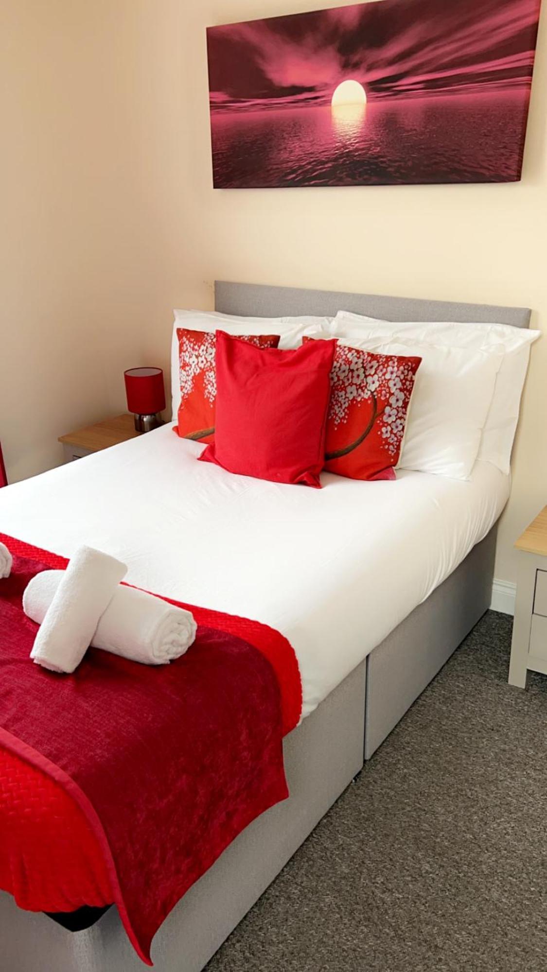 Mutley Plain Entire Place 3 Bedrooms Apartment *