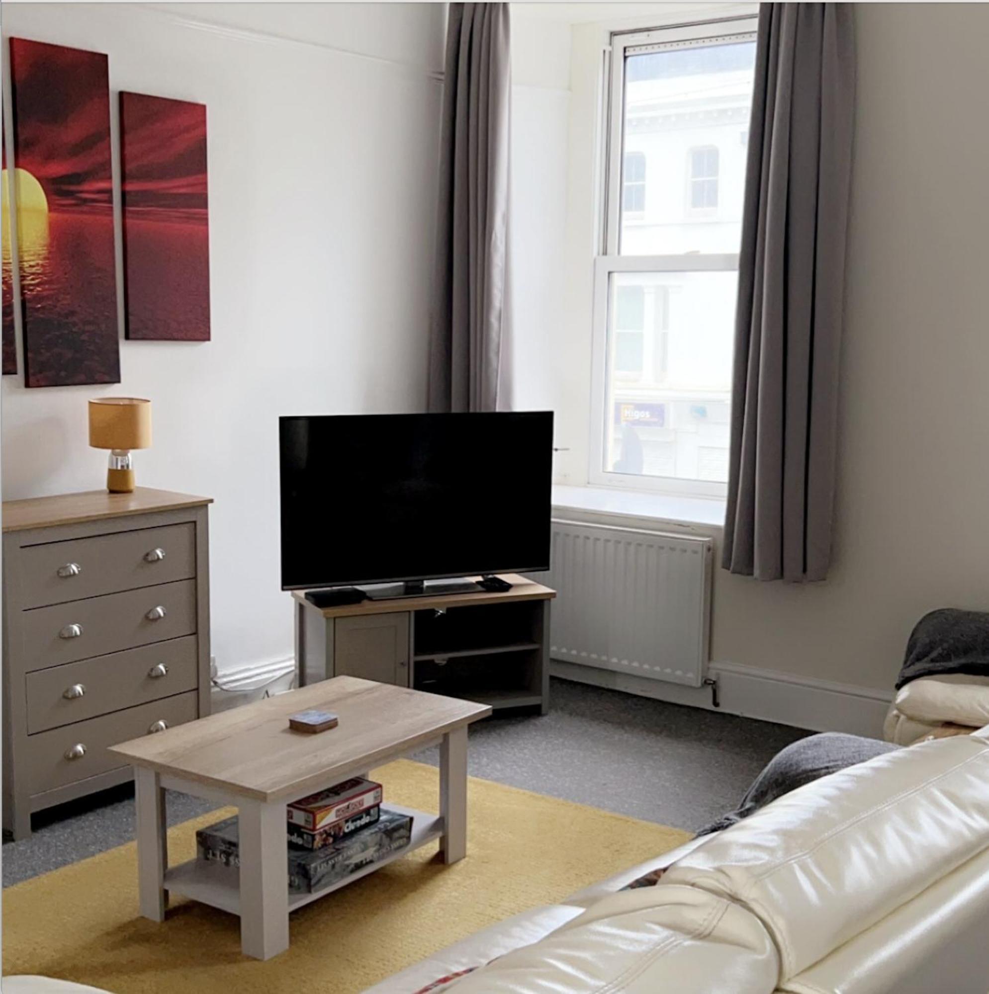 Mutley Plain Entire Place 3 Bedrooms