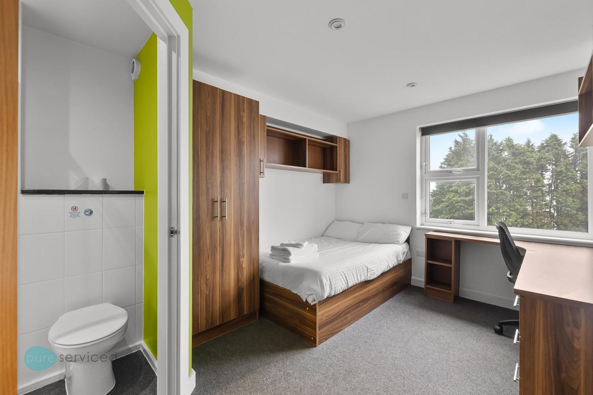 Derriford By Pureserviced Apartment *