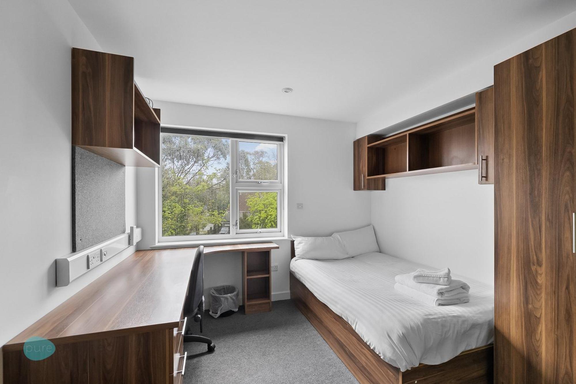 Apartment Derriford By Pureserviced *