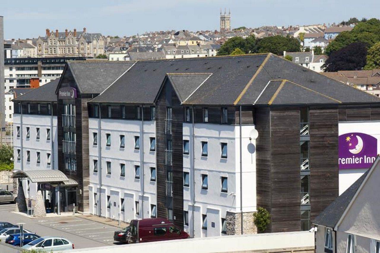 Premier Centre - Sutton Harbour Hotel 3*