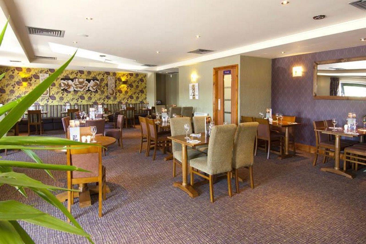 Premier Centre - Sutton Harbour Hotel 3*