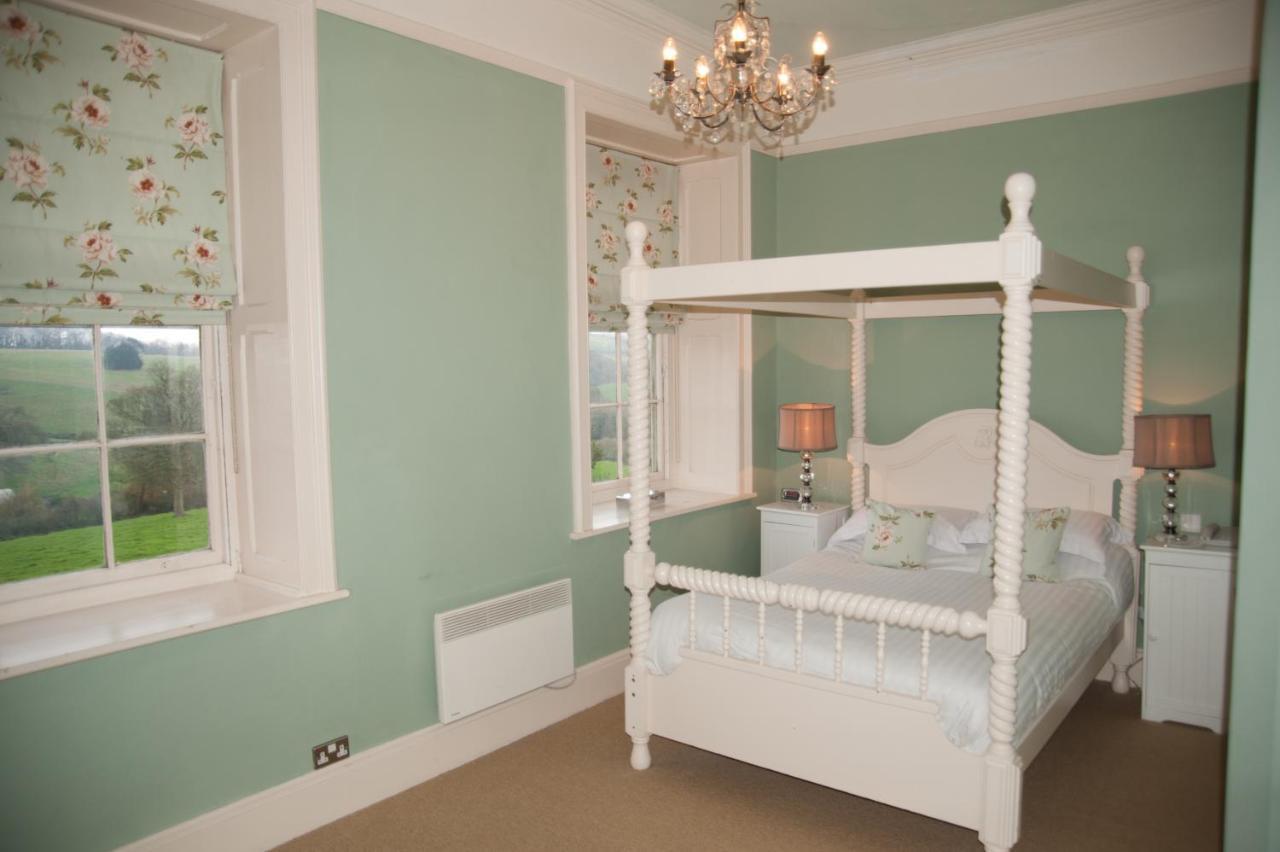 Langdon Court And Restaurant Country house Plymouth