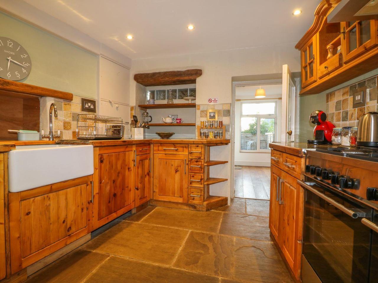 8 St. Johns Road *
