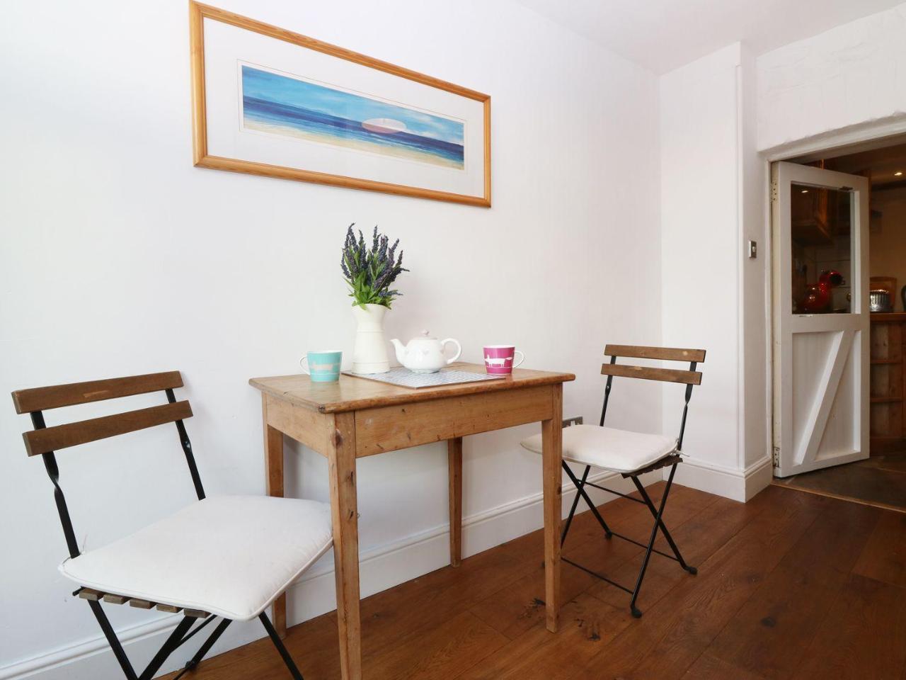 Holiday home 8 St. Johns Road *