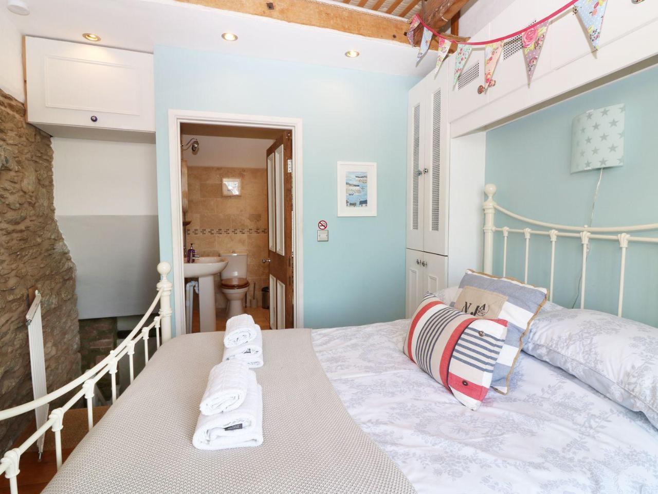 Holiday home 8 St. Johns Road *