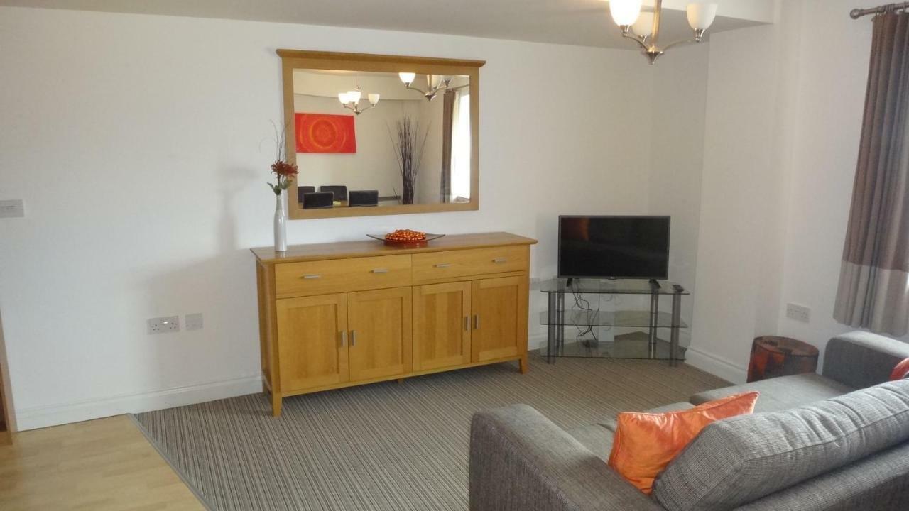 Dockyard At Latitude 52 Inc Parking Apartment *