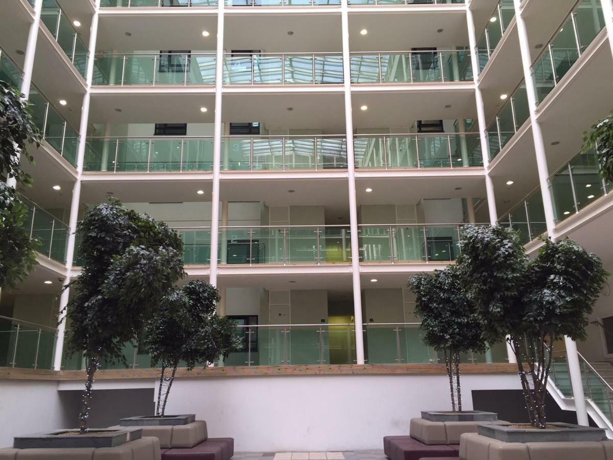 Apartment Dockyard At Latitude 52 Inc Parking Plymouth