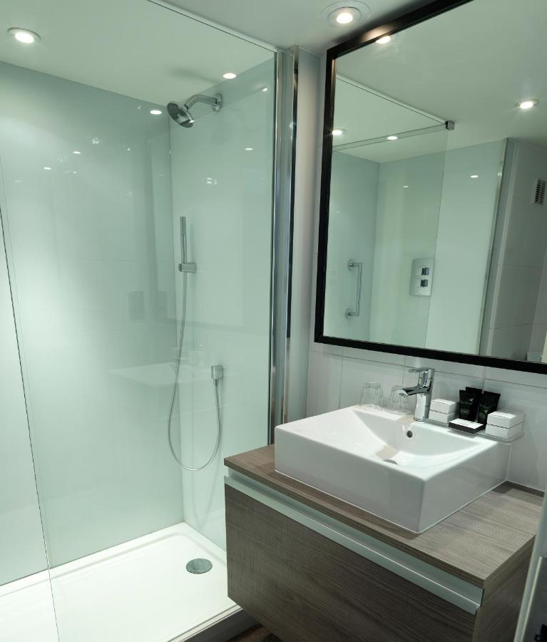 Crowne Plaza By Ihg Hotel 4*