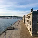 Royal William Yard Sea View Apartment