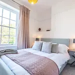 Wyndham Square Apartments By K Boutique