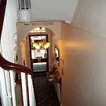 Poppy\'S Guest House