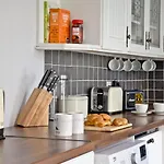 Central Plymouth House - Sleeps 6 - Pets Welcome