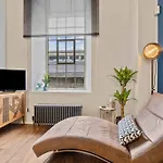 The Yard Apartment - Royal William Yard Plymouth