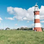 Plymouth Hoe New 2 Bed, Central With Parking