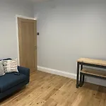 Great 2 Bedroom Flat