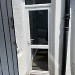 Great 2 Bedroom Flat
