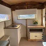 Modern Shepherd\'S Hut At St Anne\'S