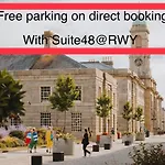 Rwy Suite48 Luxury Suite With Optional Parking