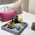 Boutique Plymouth Apartment By Royal William Yard - Mezzanine - Parking - Habita Property