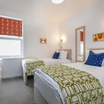 Apartment Two - Private Car Park, Comfortable And Well Equipped - By Ocean City Retreats